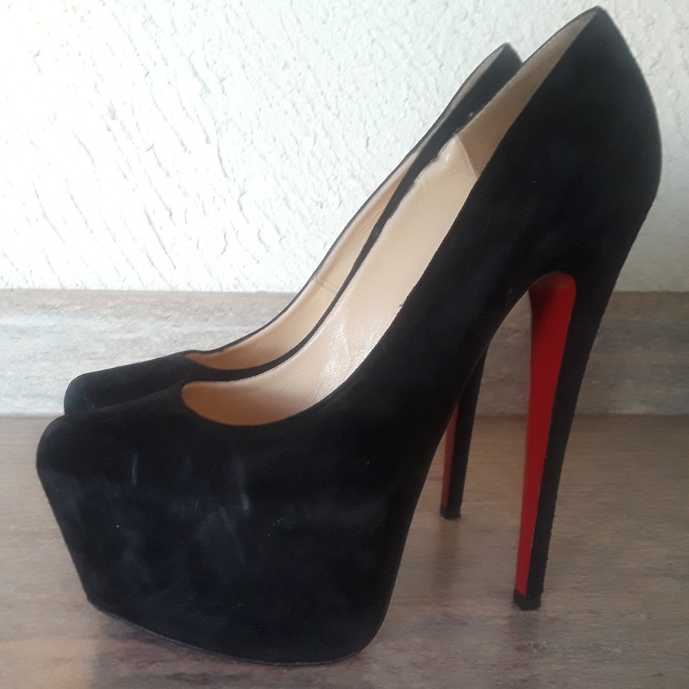 CHRISTIAN LOUBOUTIN STILETTOS